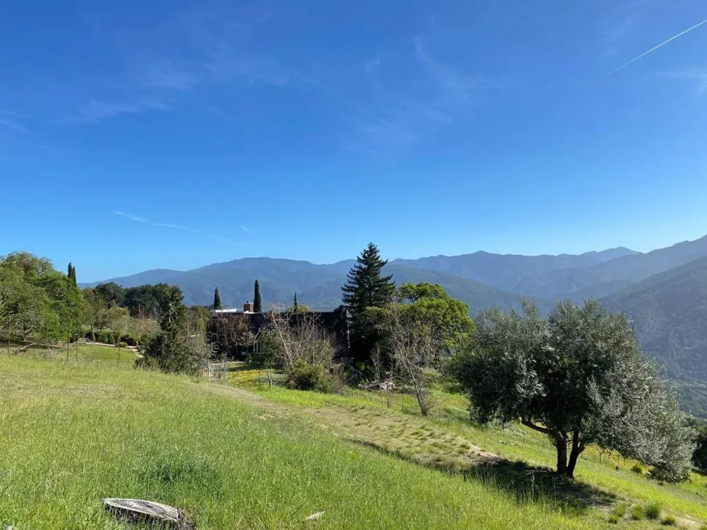 35180 Sky Ranch Road Carmel Valley, CA 93924