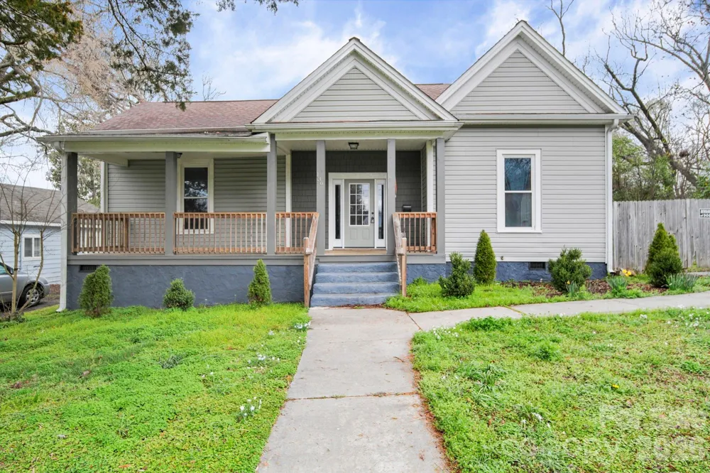 136 E Lacy Street Chester, SC 29706