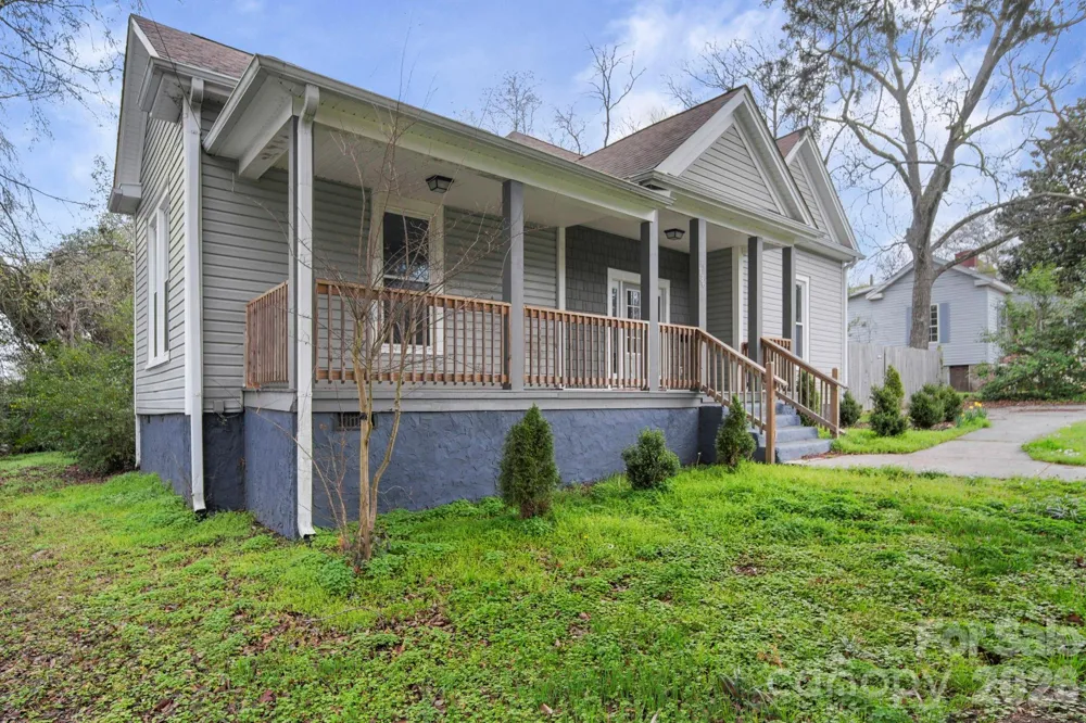 136 E Lacy Street Chester, SC 29706