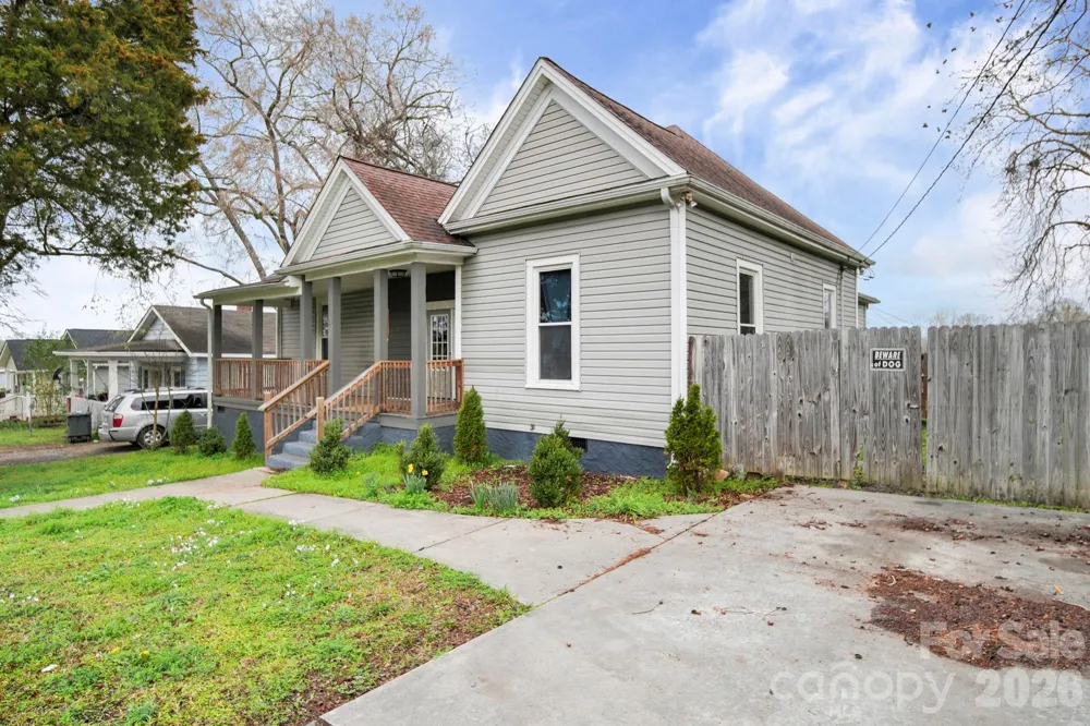 136 E Lacy Street Chester, SC 29706
