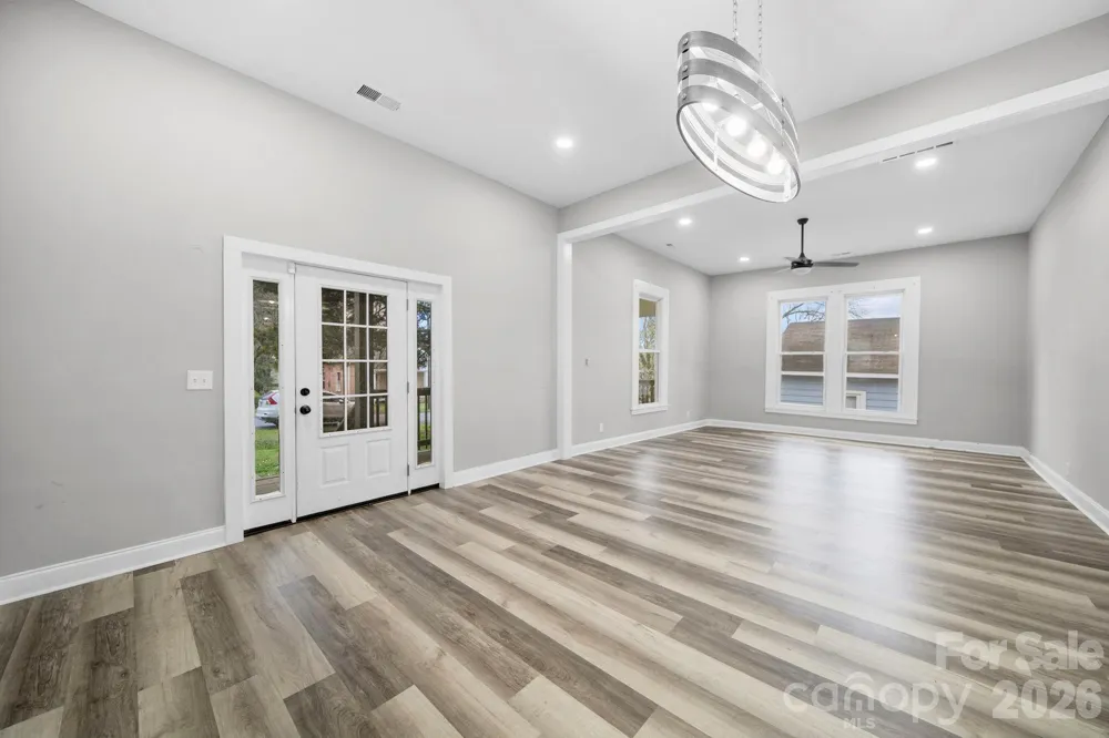 136 E Lacy Street Chester, SC 29706