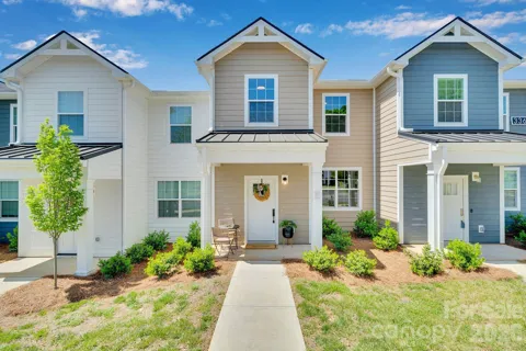 330 Malvern Drive SW #Unit E