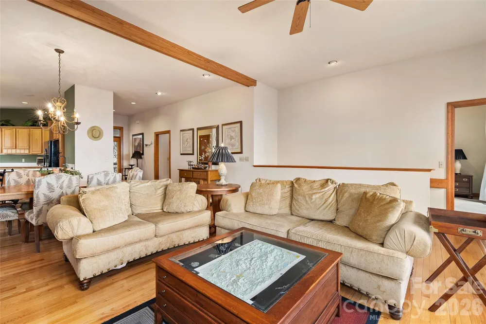 121 Stoney Falls Loop #E4 Burnsville, NC 28714