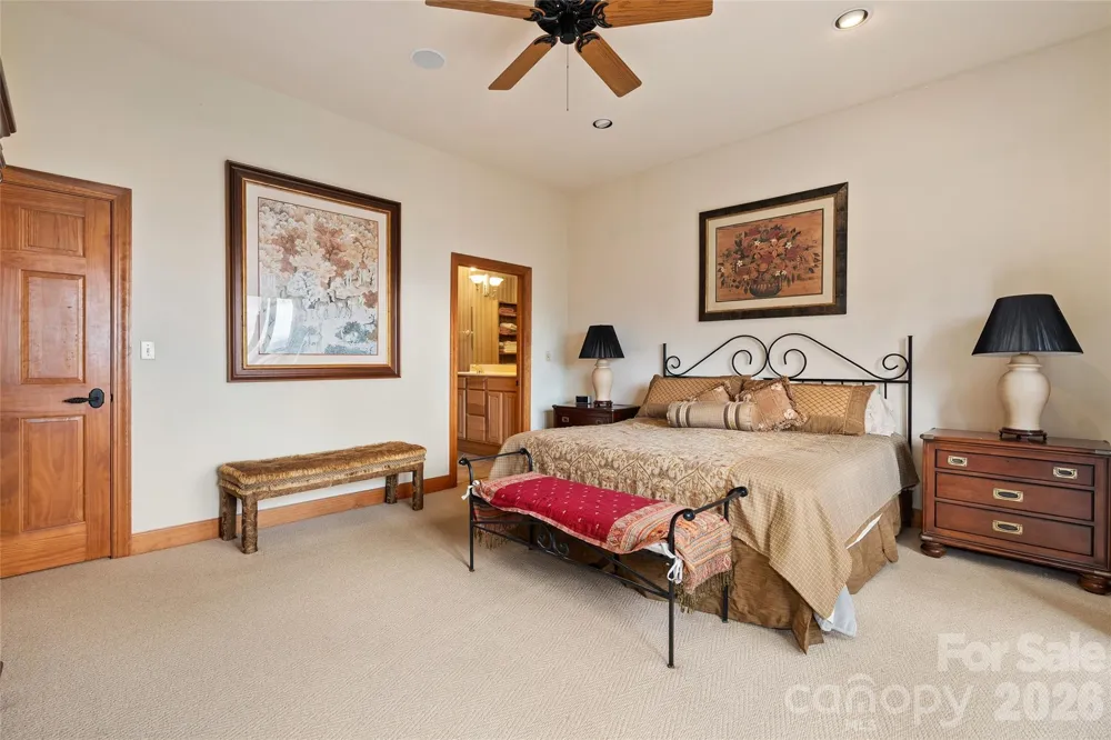 121 Stoney Falls Loop #E4 Burnsville, NC 28714