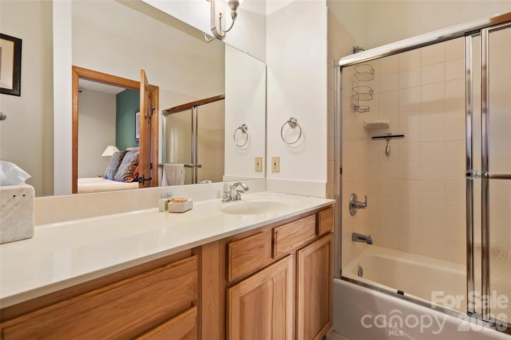 121 Stoney Falls Loop #E4 Burnsville, NC 28714