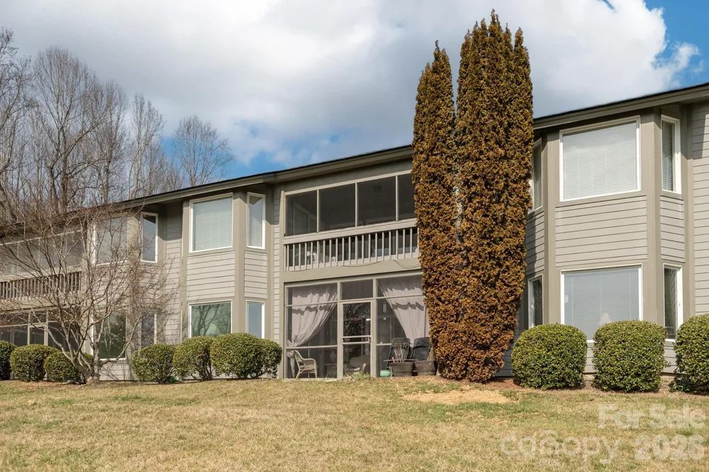 111 BLUFFVIEW LANE Flat Rock, NC 28731