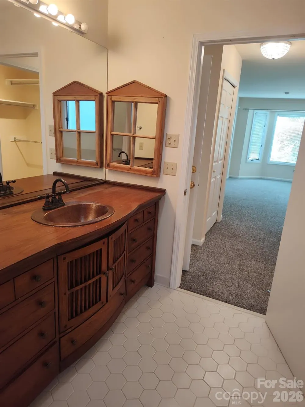 111 BLUFFVIEW LANE Flat Rock, NC 28731