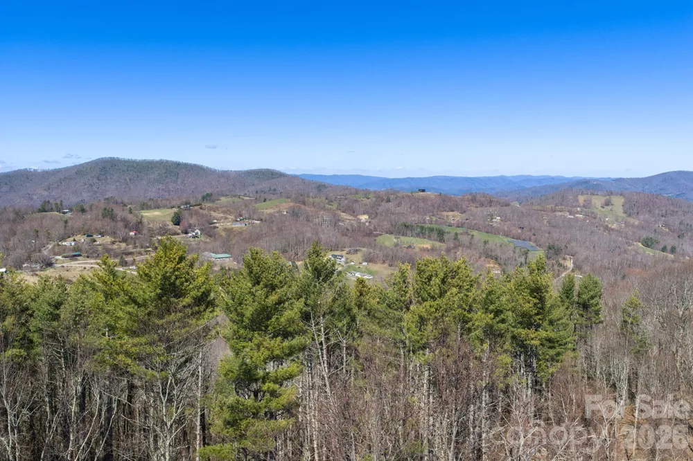 52 Clouds Rest Drive #52 Elk Park, NC 28622