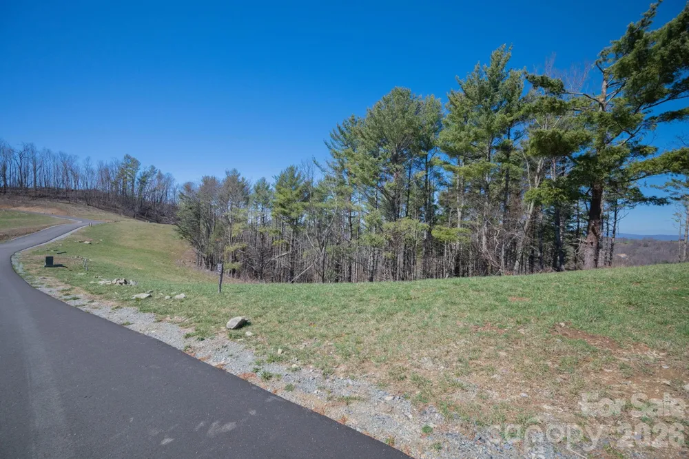 52 Clouds Rest Drive #52 Elk Park, NC 28622