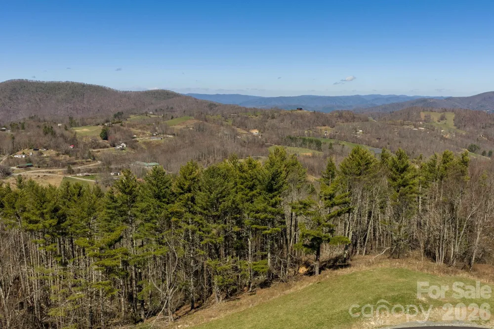 52 Clouds Rest Drive #52 Elk Park, NC 28622