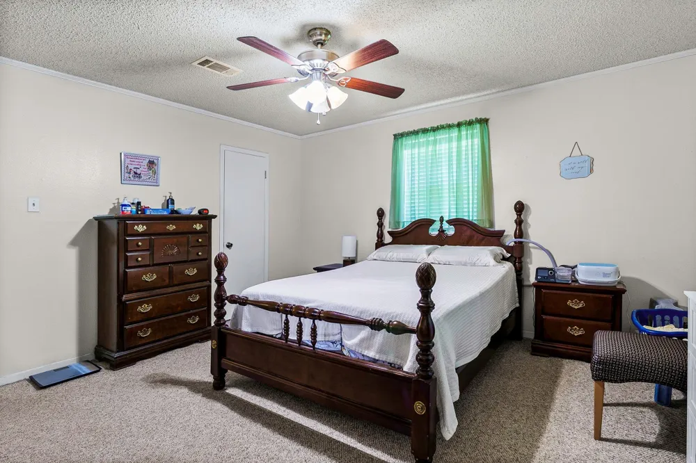 209 Red Oak Street Livingston, TX 77351