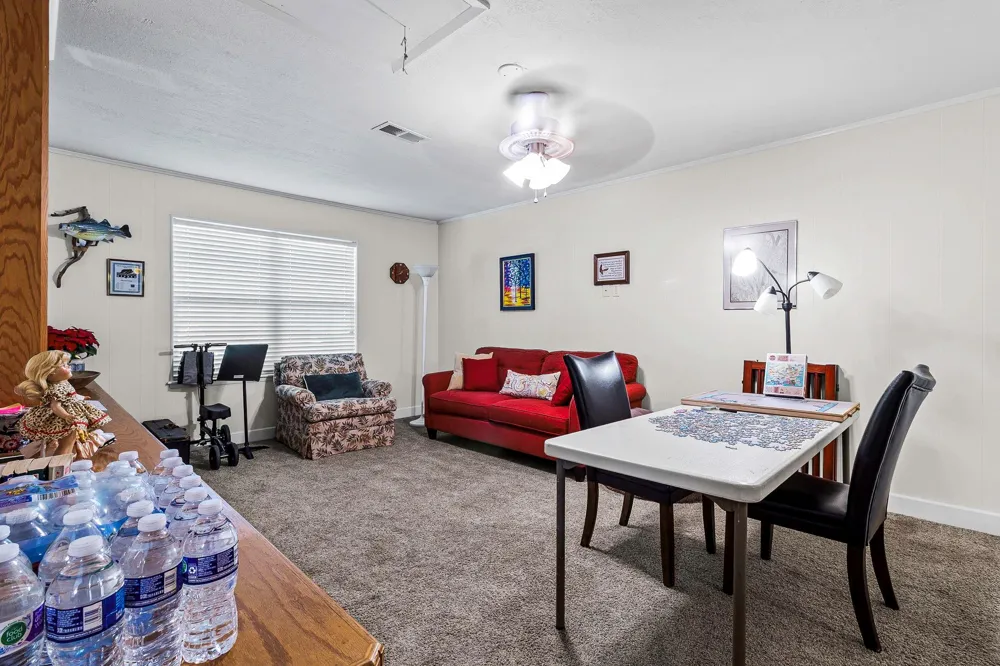 209 Red Oak Street Livingston, TX 77351