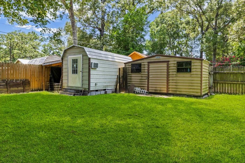 209 Red Oak Street Livingston, TX 77351