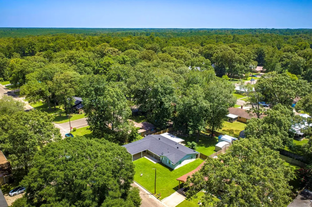 209 Red Oak Street Livingston, TX 77351
