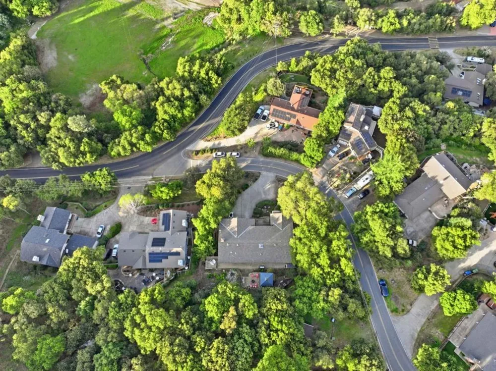 17285 Copper Hill Drive Morgan Hill, CA 95037
