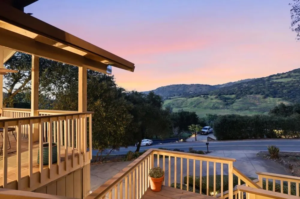17285 Copper Hill Drive Morgan Hill, CA 95037
