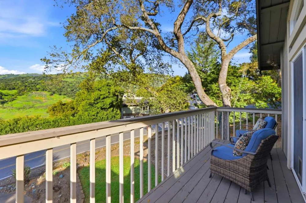 17285 Copper Hill Drive Morgan Hill, CA 95037