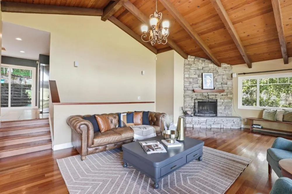17285 Copper Hill Drive Morgan Hill, CA 95037