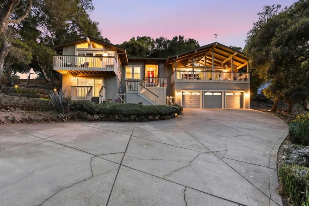17285 Copper Hill Drive Morgan Hill, CA 95037