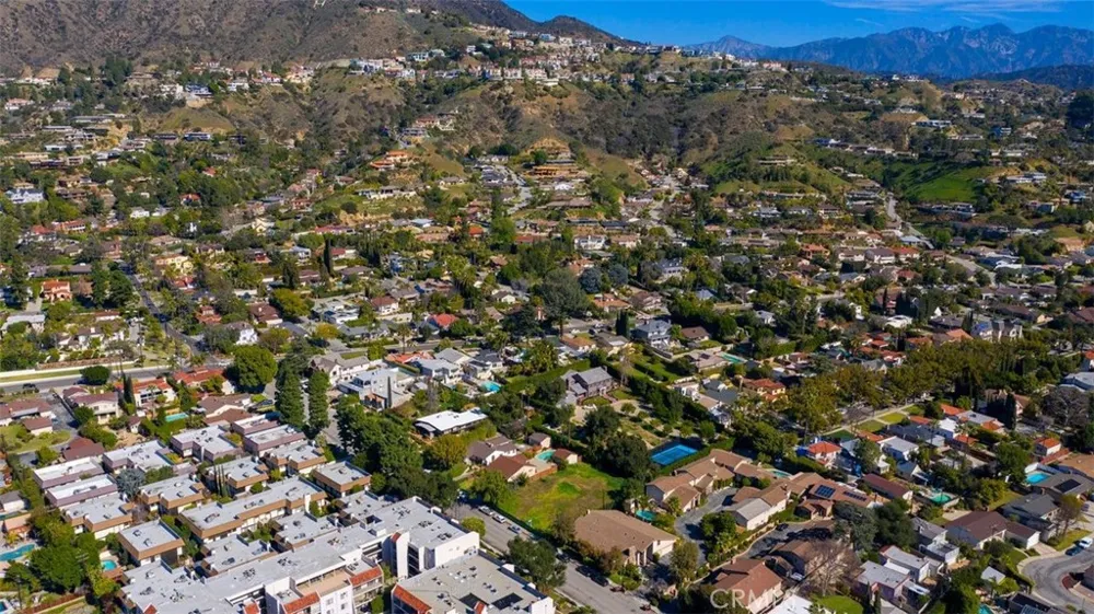 1420 Valley View Glendale, CA 91202
