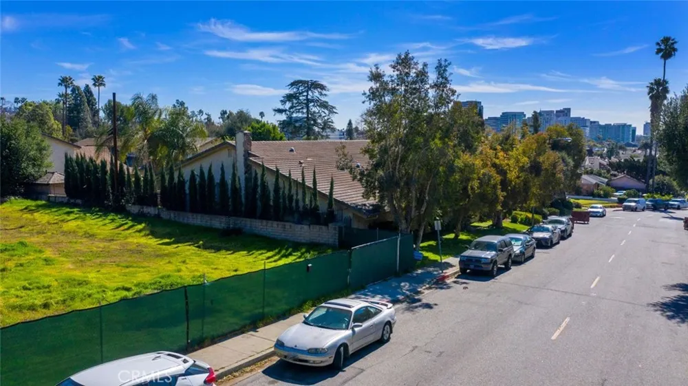 1420 Valley View Glendale, CA 91202