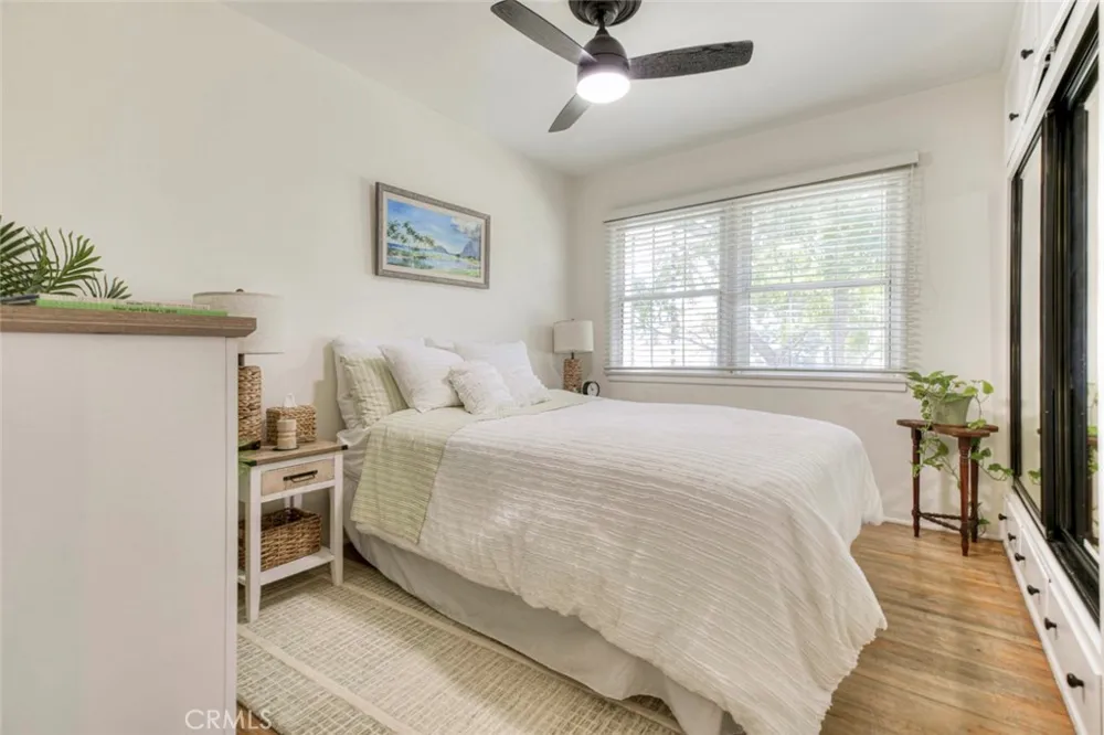 10557 Mahoney Sunland, CA 91040