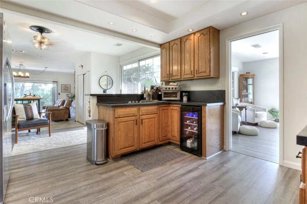 10557 Mahoney Sunland, CA 91040