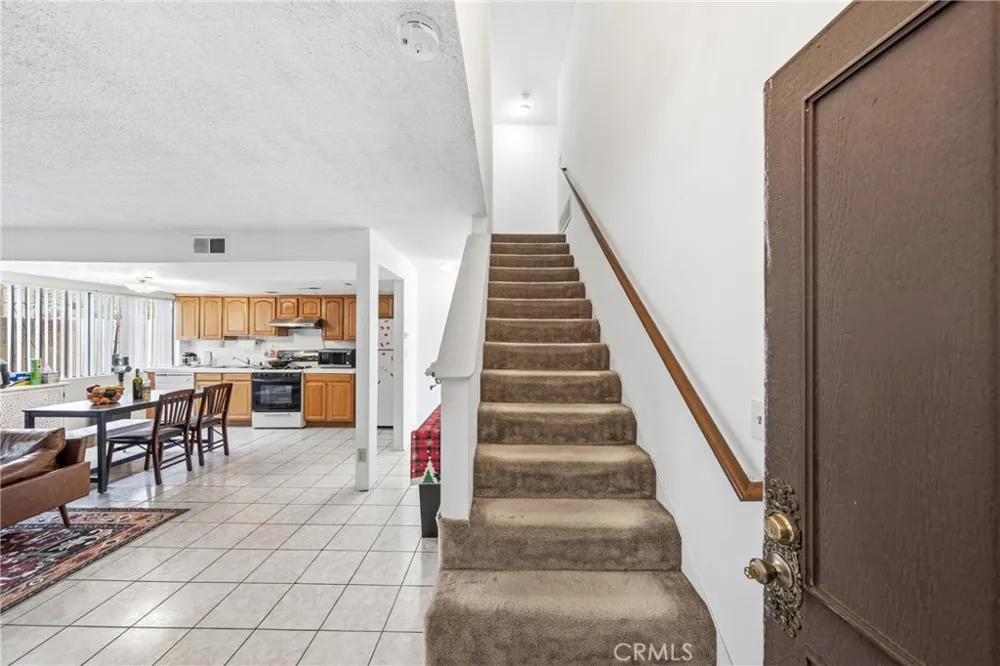 9471 Cortada El Monte, CA 91733