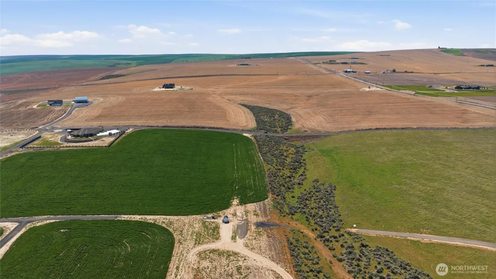 100900 E Bastian PR SE Kennewick, WA 99338