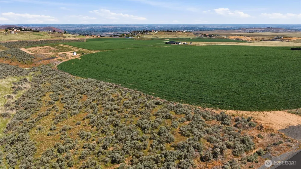 100900 E Bastian PR SE Kennewick, WA 99338