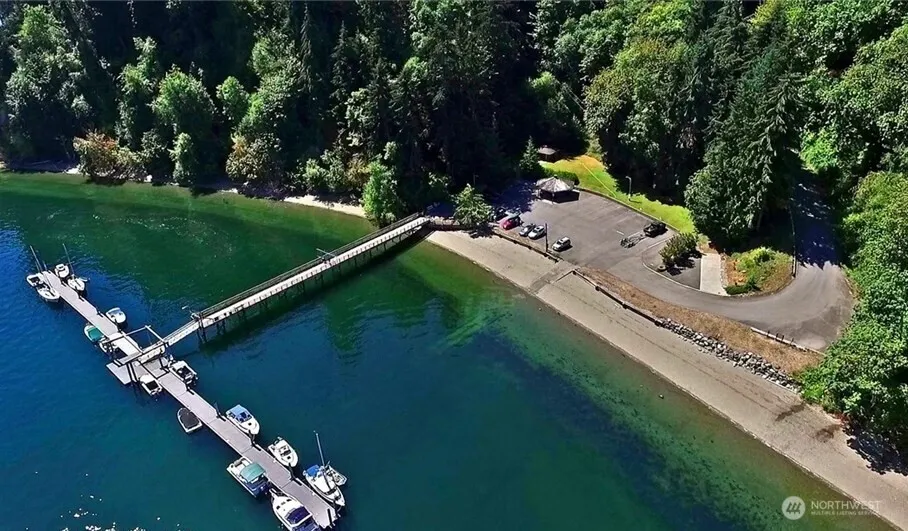 12514 93rd Street Ct Anderson Island, WA 98303