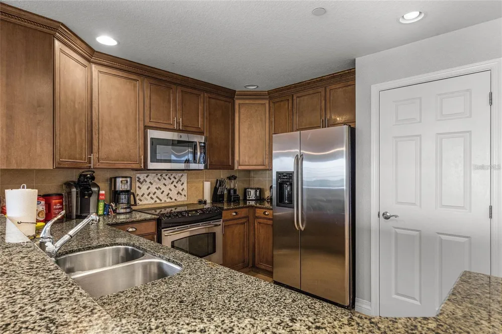 1102 SUNSET VIEW CIRCLE #204 Reunion, FL 34747