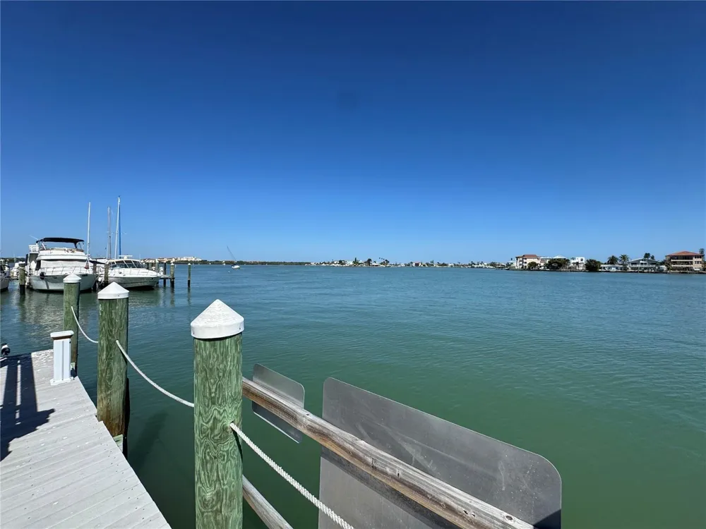 423 150TH AVENUE #1405 Madeira Beach, FL 33708