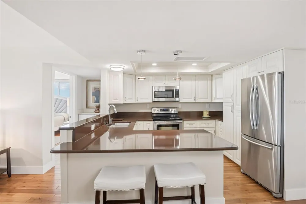 500 TREASURE ISLAND CAUSEWAY #711 Treasure Island, FL 33706