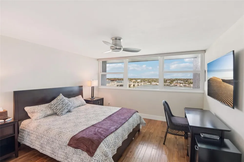 500 TREASURE ISLAND CAUSEWAY #711 Treasure Island, FL 33706