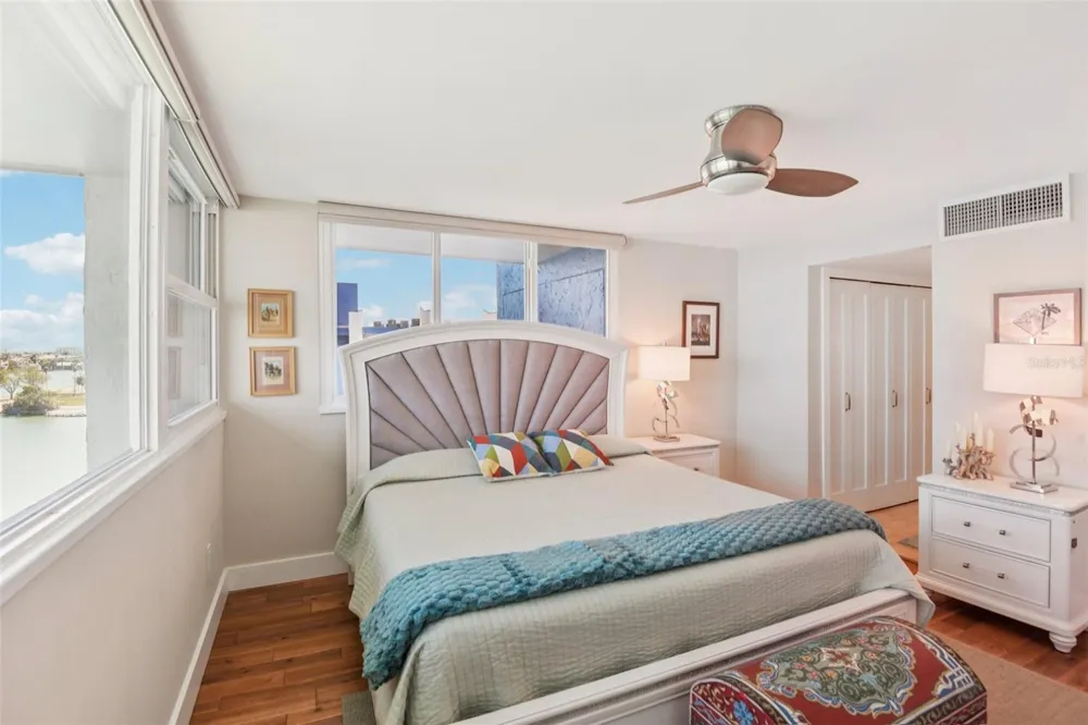 500 TREASURE ISLAND CAUSEWAY #711 Treasure Island, FL 33706