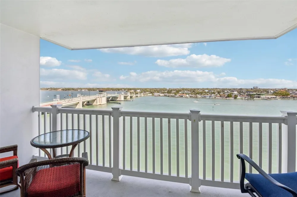 500 TREASURE ISLAND CAUSEWAY #711 Treasure Island, FL 33706