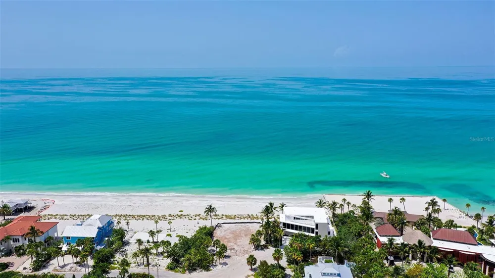 6601 GULFSIDE ROAD Longboat Key, FL 34228