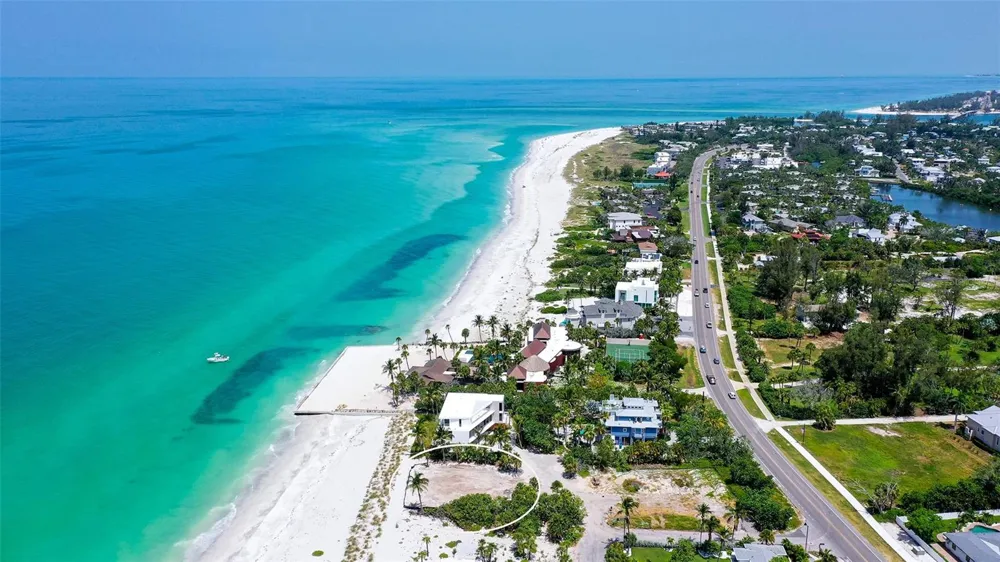 6601 GULFSIDE ROAD Longboat Key, FL 34228