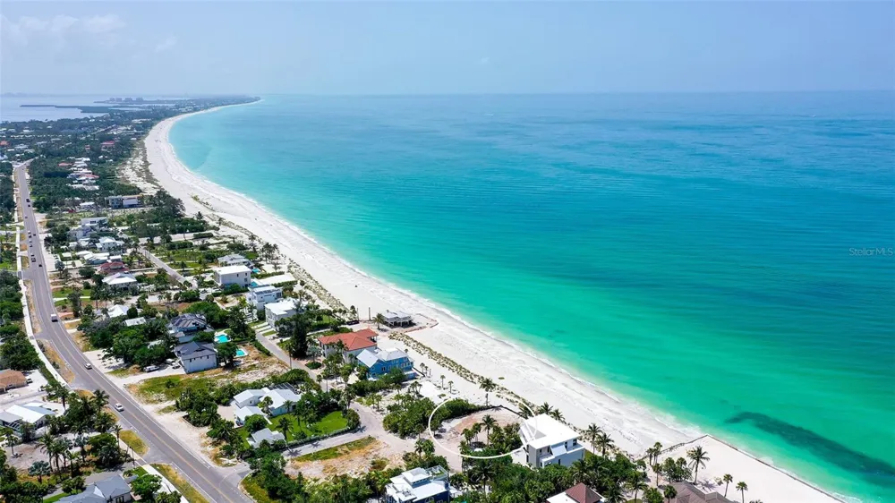 6601 GULFSIDE ROAD Longboat Key, FL 34228