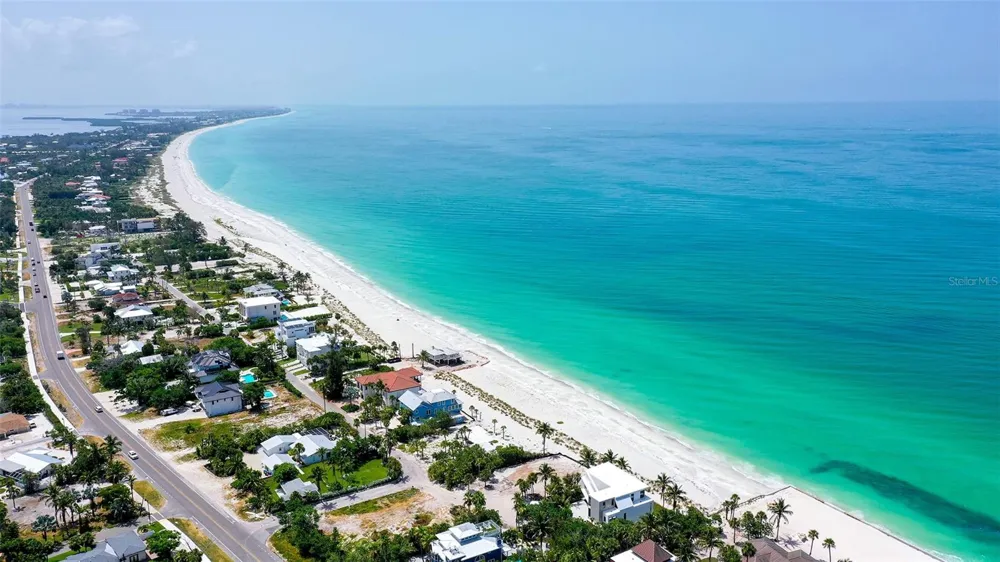 6601 GULFSIDE ROAD Longboat Key, FL 34228
