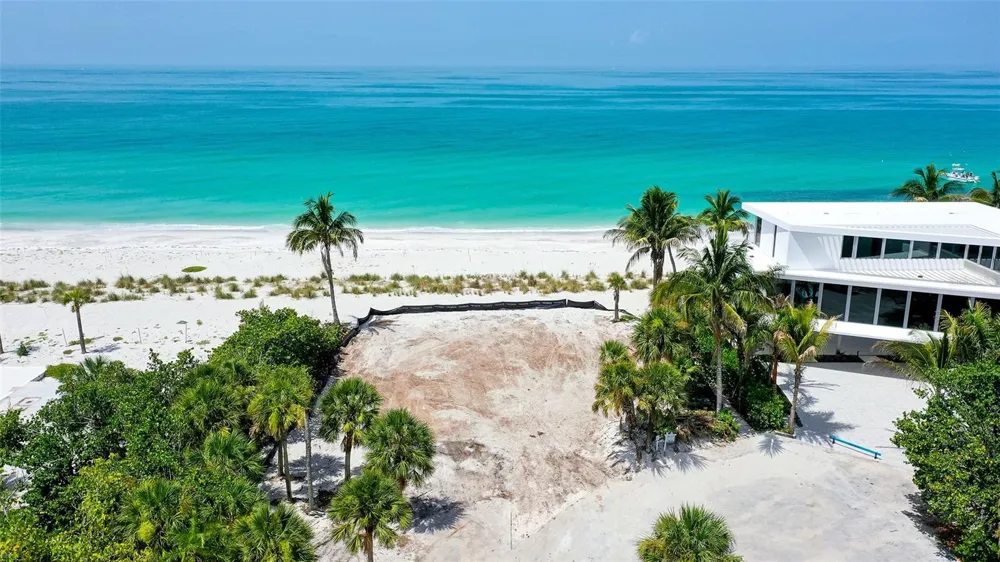 6601 GULFSIDE ROAD Longboat Key, FL 34228