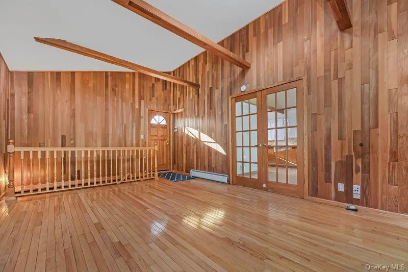 356 Oakleigh Avenue #17 Baiting Hollow, NY 11933