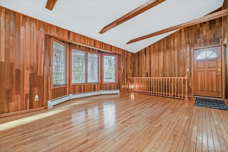 356 Oakleigh Avenue #17 Baiting Hollow, NY 11933