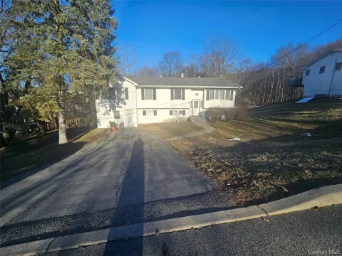 16 Sears Road