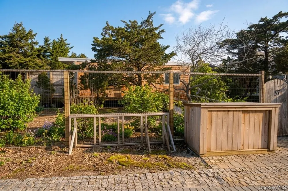 57 Juniper Avenue Seaview, NY 11770