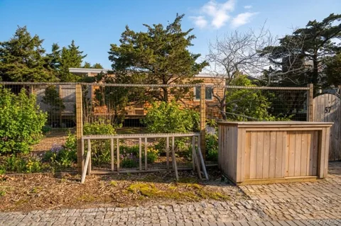 57 Juniper Avenue