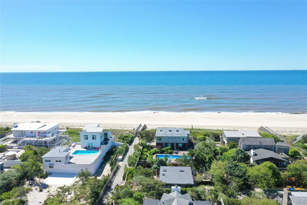 57 Juniper Avenue Seaview, NY 11770
