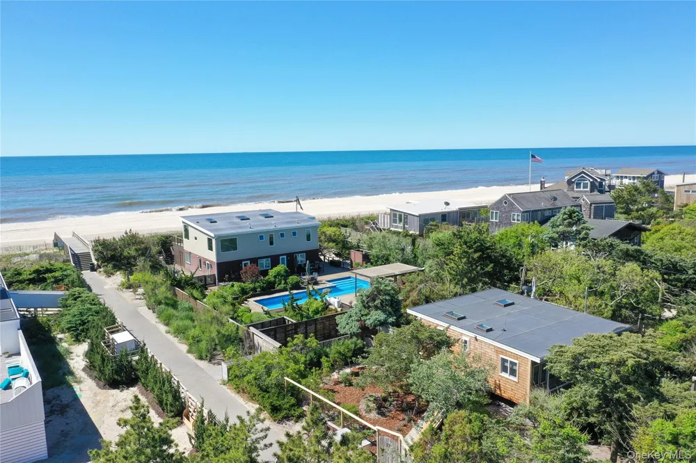 57 Juniper Avenue Seaview, NY 11770