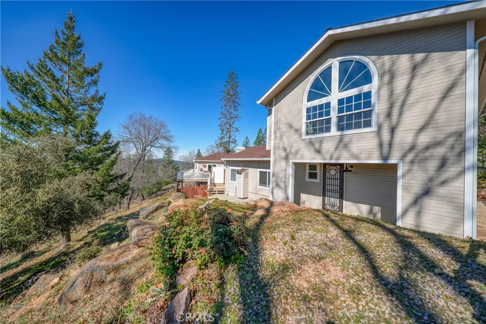 9183 Fox Cobb, CA 95426